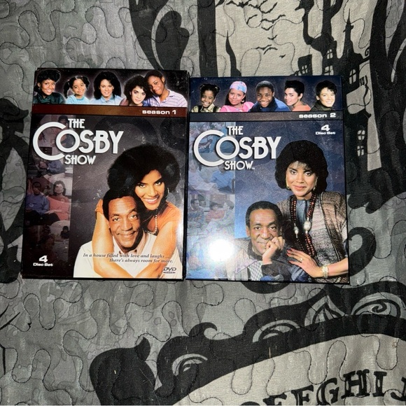 The Cosby Show Season 1 & 2 DVD Set - Picture 1 of 3